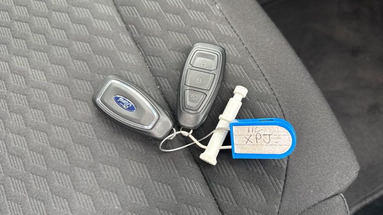 Ford Puma 1.0 EcoBoost Hybrid mHEV Titanium 5dr Petrol Hatchback